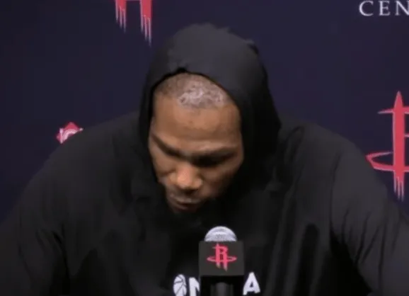 星空体育app下载-杜兰特：我有些出手太仓促了，有些投篮我在刻意找犯规