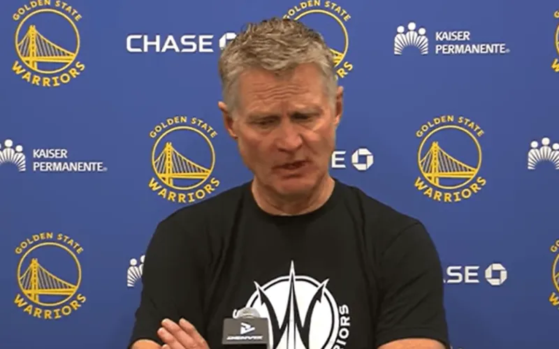 星空体育app下载-科尔：我知道追梦感受到了压力，其他球员的名字也被提到过